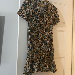 Dynamite flowy dress